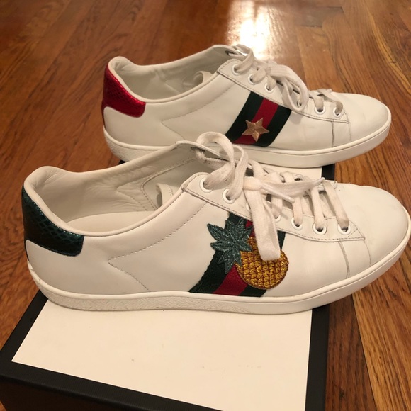 Gucci Shoes - GUCCI SNEAKERS SIZE 8 with box